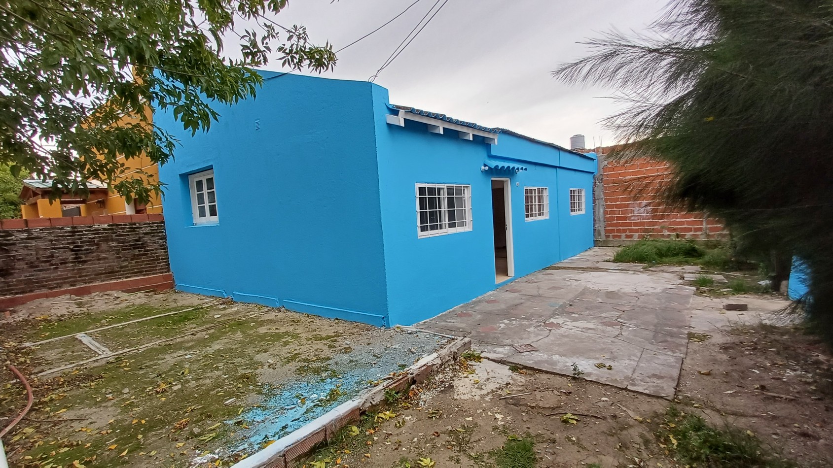 Casa semi centrica dr. Medina 243