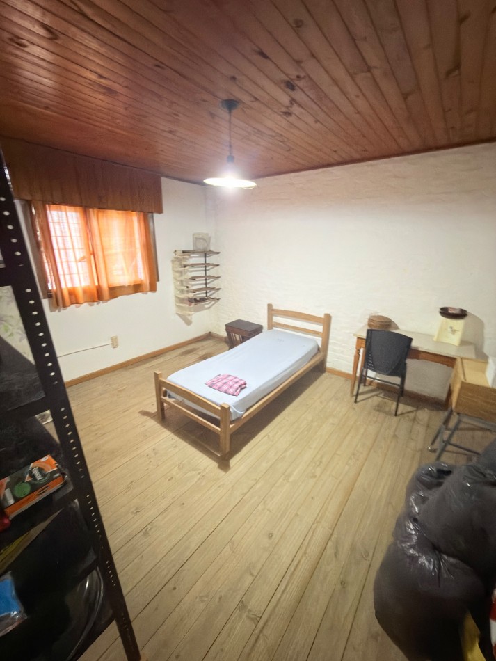 Casa sobre Av. Peron